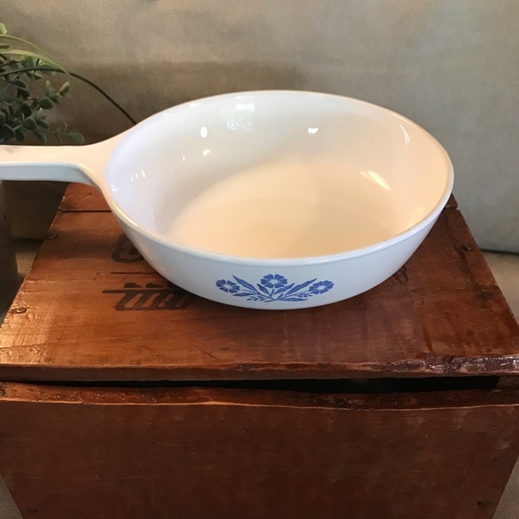 Vintage Corning Ware Blue Cornflower sauté p83b - Picture 2 of 16